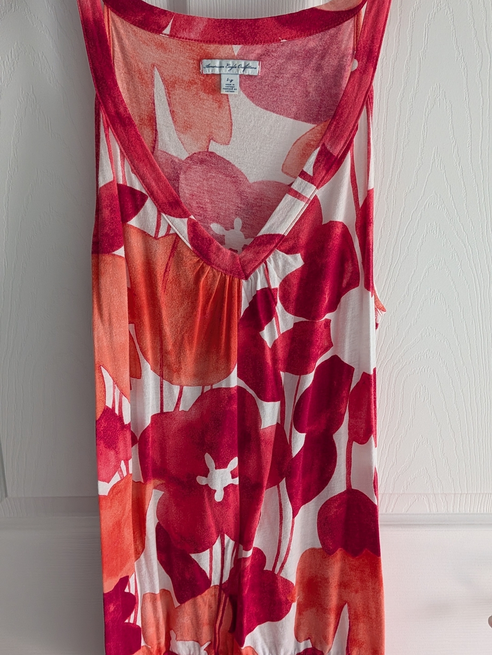American Eagle Outfitters Pink and Coral Floral Tank Top